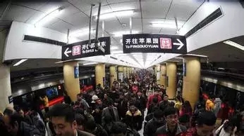 春節(jié)返京，首都各地陸續(xù)上演大片，有你的角色么？