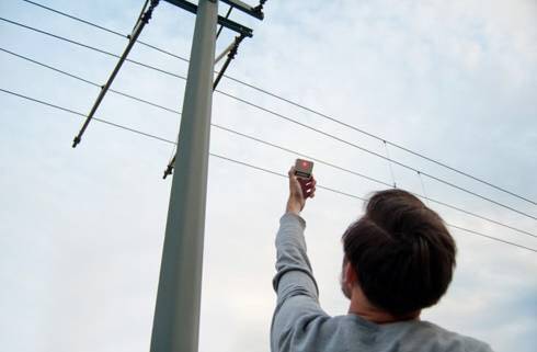 手機(jī)電量也能共享？這個(gè)黑科技真是好基友必備！