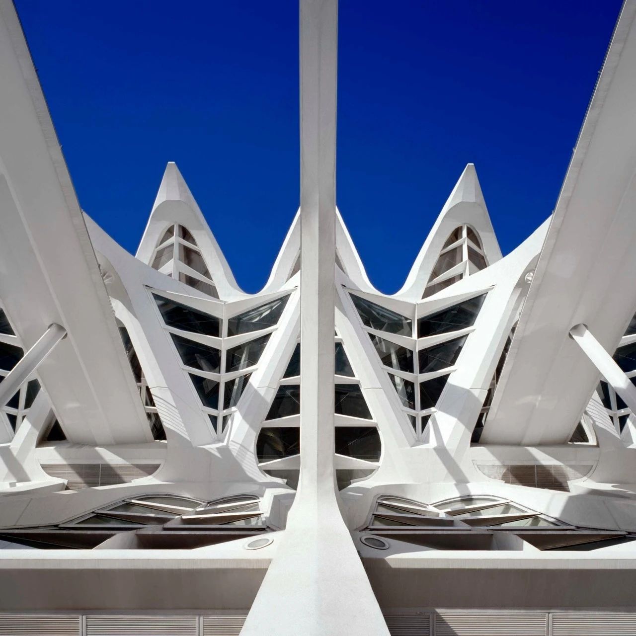 Santiago Calatrava ：自然設(shè)計(jì)建筑大師